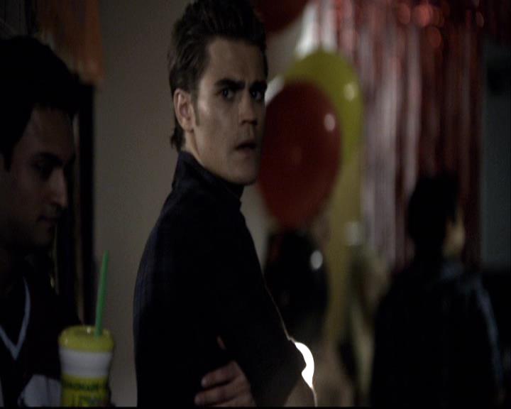 VampireDiariesWorld-dot-org_2x02BraveNewWorld0980.jpg