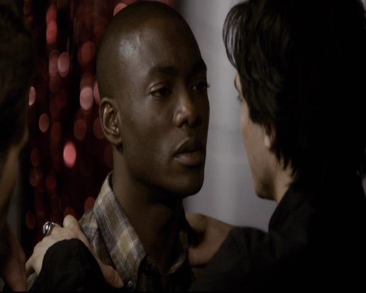 VampireDiariesWorld-dot-org_2x02BraveNewWorld1030.jpg