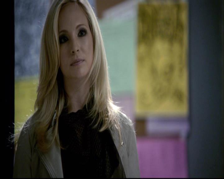 VampireDiariesWorld-dot-org_2x02BraveNewWorld1066.jpg