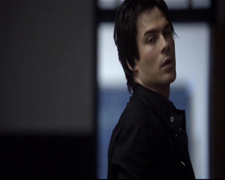 VampireDiariesWorld-dot-org_2x02BraveNewWorld1069.jpg