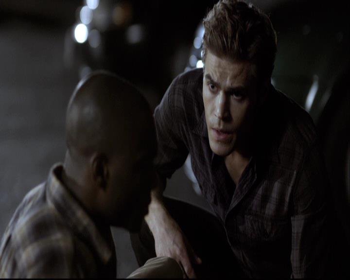 VampireDiariesWorld-dot-org_2x02BraveNewWorld1207.jpg