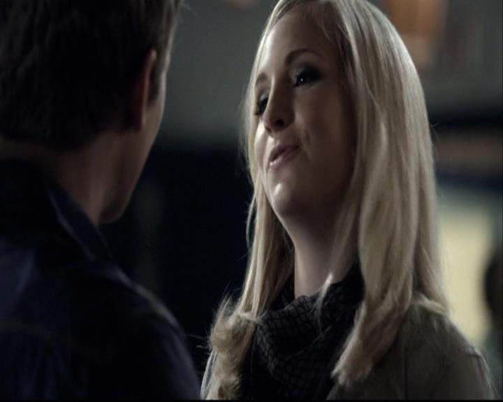 VampireDiariesWorld-dot-org_2x02BraveNewWorld1216.jpg