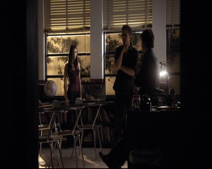 VampireDiariesWorld-dot-org_2x02BraveNewWorld1254.jpg