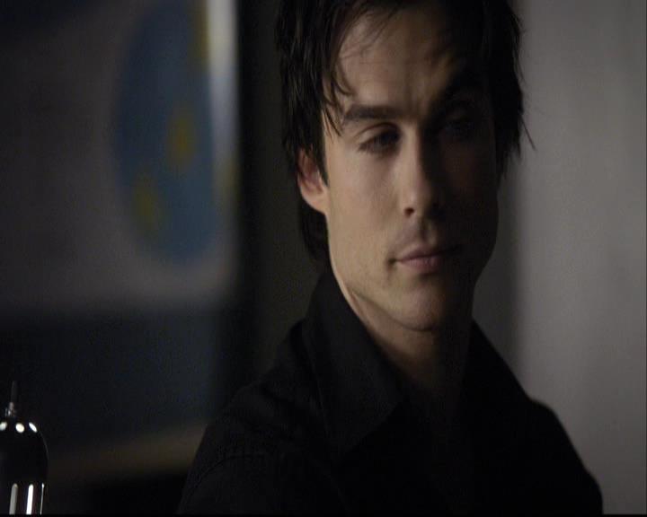 VampireDiariesWorld-dot-org_2x02BraveNewWorld1270.jpg