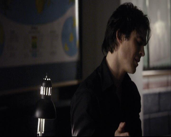 VampireDiariesWorld-dot-org_2x02BraveNewWorld1300.jpg