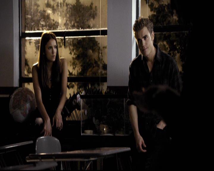 VampireDiariesWorld-dot-org_2x02BraveNewWorld1301.jpg