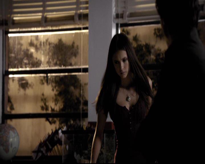 VampireDiariesWorld-dot-org_2x02BraveNewWorld1326.jpg