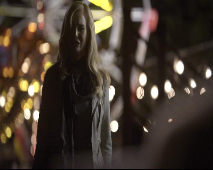 VampireDiariesWorld-dot-org_2x02BraveNewWorld1345.jpg