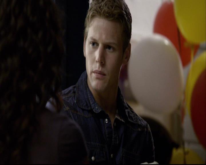 VampireDiariesWorld-dot-org_2x02BraveNewWorld1372.jpg