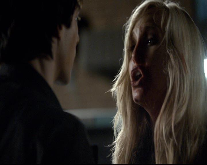 VampireDiariesWorld-dot-org_2x02BraveNewWorld1554.jpg