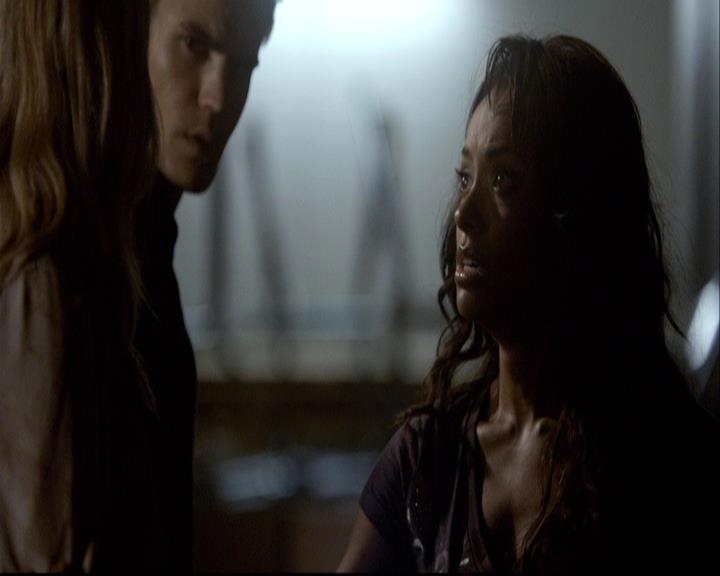 VampireDiariesWorld-dot-org_2x02BraveNewWorld1617.jpg