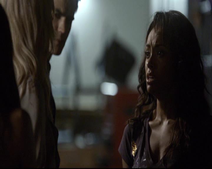 VampireDiariesWorld-dot-org_2x02BraveNewWorld1624.jpg