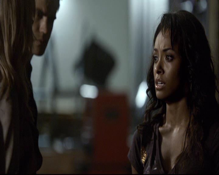 VampireDiariesWorld-dot-org_2x02BraveNewWorld1625.jpg