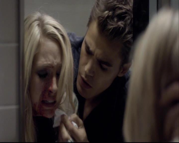 VampireDiariesWorld-dot-org_2x02BraveNewWorld1652.jpg