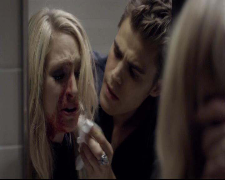 VampireDiariesWorld-dot-org_2x02BraveNewWorld1654.jpg