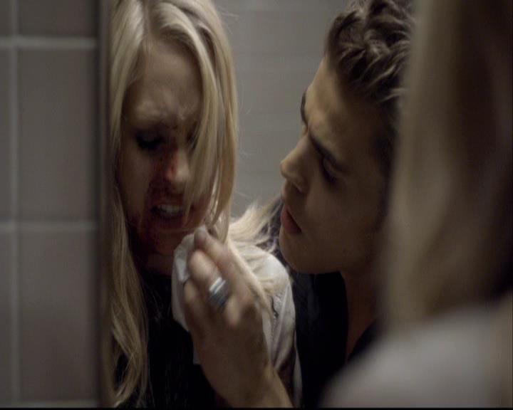 VampireDiariesWorld-dot-org_2x02BraveNewWorld1665.jpg