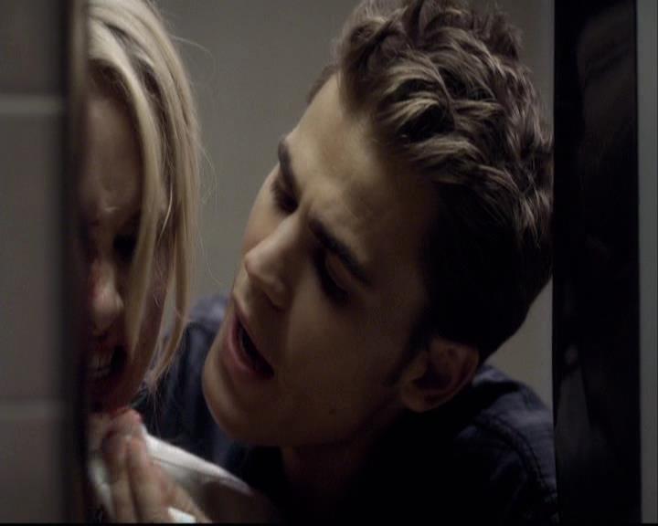 VampireDiariesWorld-dot-org_2x02BraveNewWorld1667.jpg