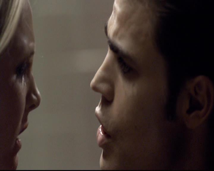 VampireDiariesWorld-dot-org_2x02BraveNewWorld1683.jpg