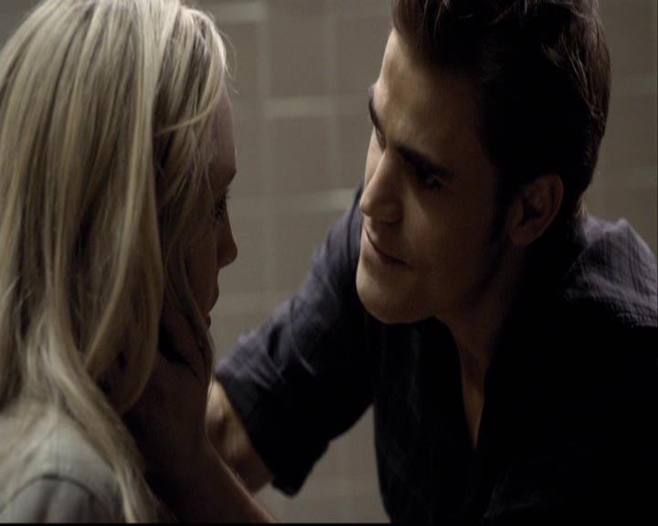 VampireDiariesWorld-dot-org_2x02BraveNewWorld1717.jpg