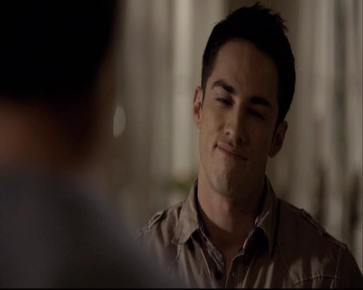 VampireDiariesWorld-dot-org_2x02BraveNewWorld1916.jpg