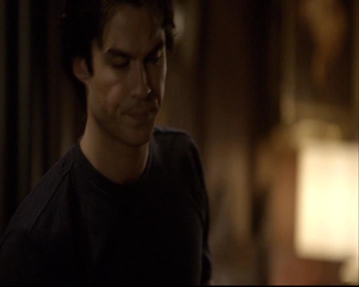 VampireDiariesWorld-dot-org_2x02BraveNewWorld1982.jpg