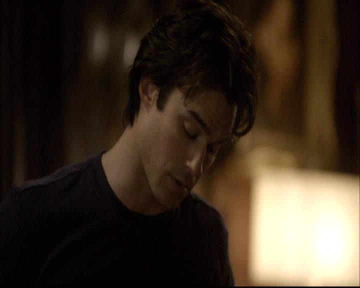 VampireDiariesWorld-dot-org_2x02BraveNewWorld1983.jpg