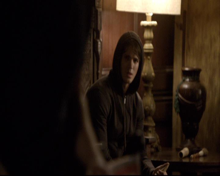 VampireDiariesWorld-dot-org_2x02BraveNewWorld1985.jpg