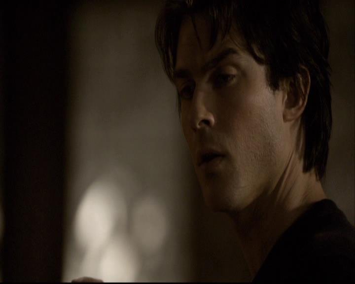 VampireDiariesWorld-dot-org_2x02BraveNewWorld1993.jpg