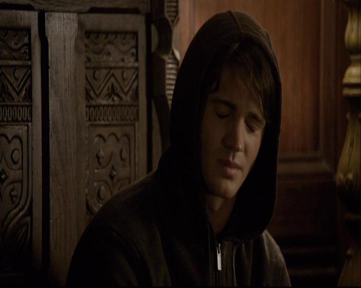 VampireDiariesWorld-dot-org_2x02BraveNewWorld2003.jpg