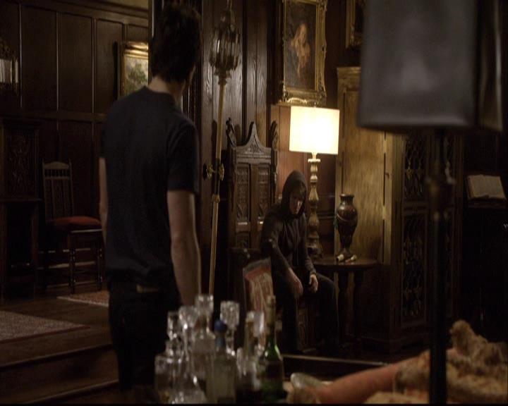 VampireDiariesWorld-dot-org_2x02BraveNewWorld2004.jpg