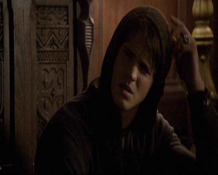 VampireDiariesWorld-dot-org_2x02BraveNewWorld2009.jpg