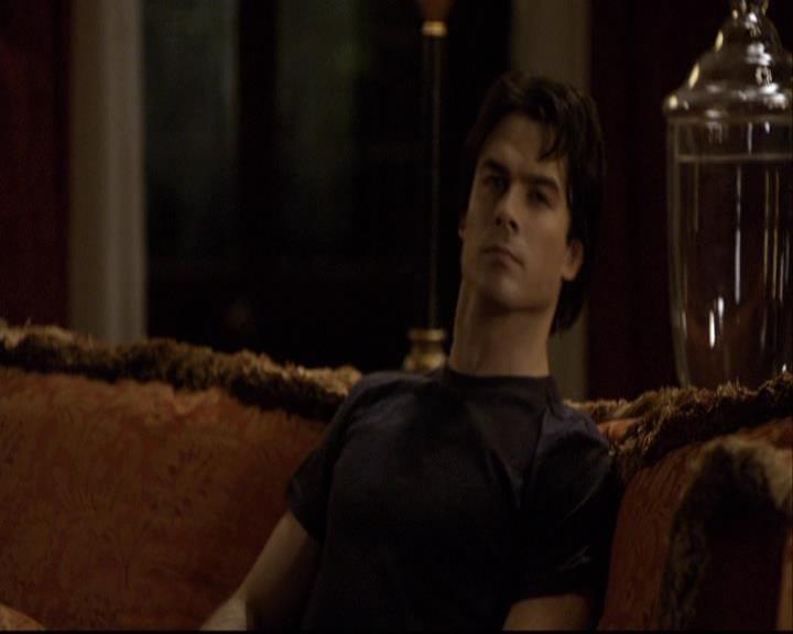 VampireDiariesWorld-dot-org_2x02BraveNewWorld2021.jpg