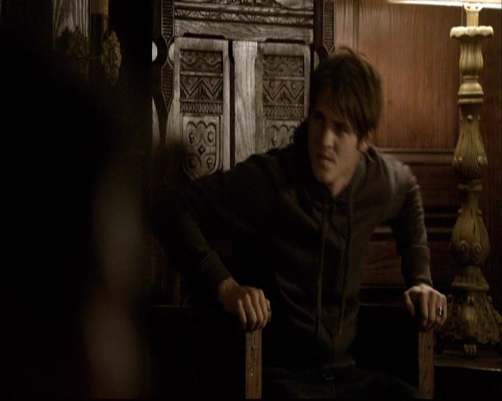 VampireDiariesWorld-dot-org_2x02BraveNewWorld2038.jpg