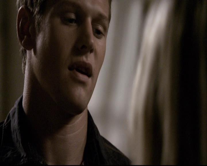 VampireDiariesWorld-dot-org_2x02BraveNewWorld2112.jpg