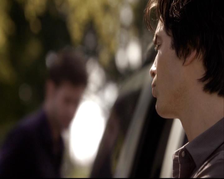 VampireDiariesWorld-dot-org_2x03BadMoonRising0315.jpg