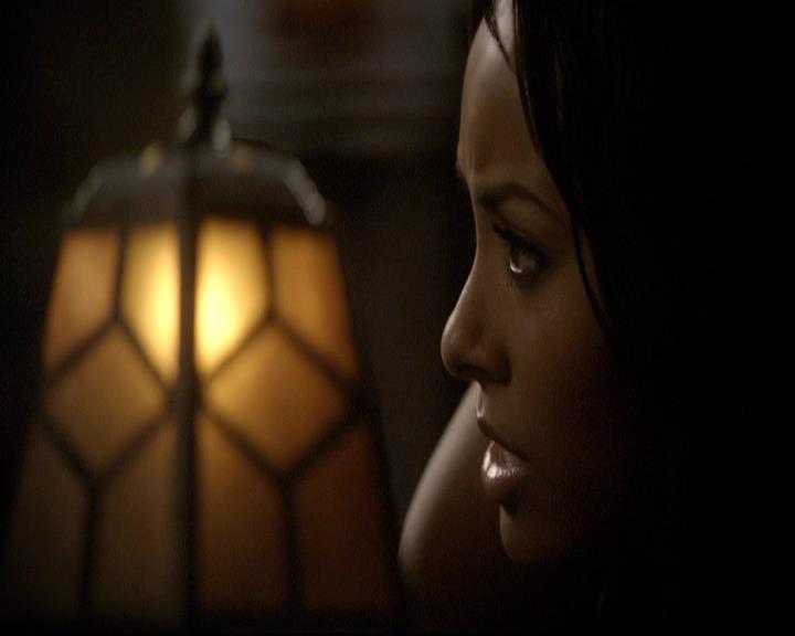 VampireDiariesWorld-dot-org_2x03BadMoonRising0432.jpg