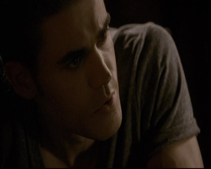 VampireDiariesWorld-dot-org_2x03BadMoonRising0434.jpg