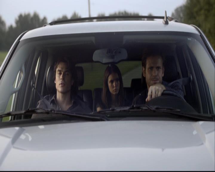 VampireDiariesWorld-dot-org_2x03BadMoonRising0442.jpg