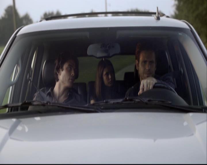 VampireDiariesWorld-dot-org_2x03BadMoonRising0444.jpg