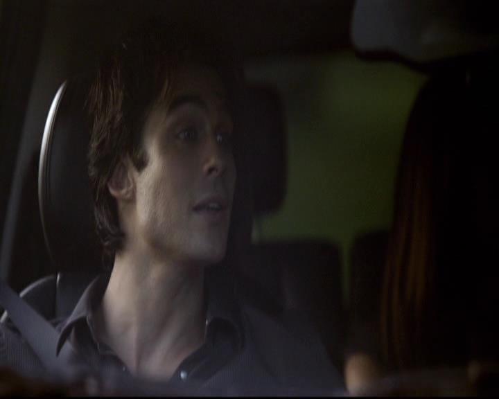 VampireDiariesWorld-dot-org_2x03BadMoonRising0451.jpg