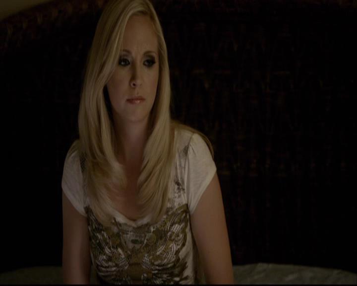 VampireDiariesWorld-dot-org_2x03BadMoonRising0522.jpg