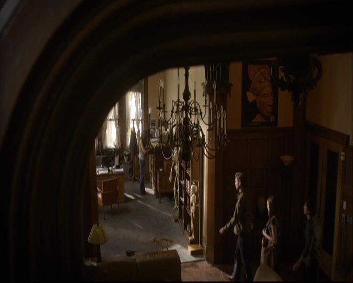 VampireDiariesWorld-dot-org_2x03BadMoonRising0595.jpg