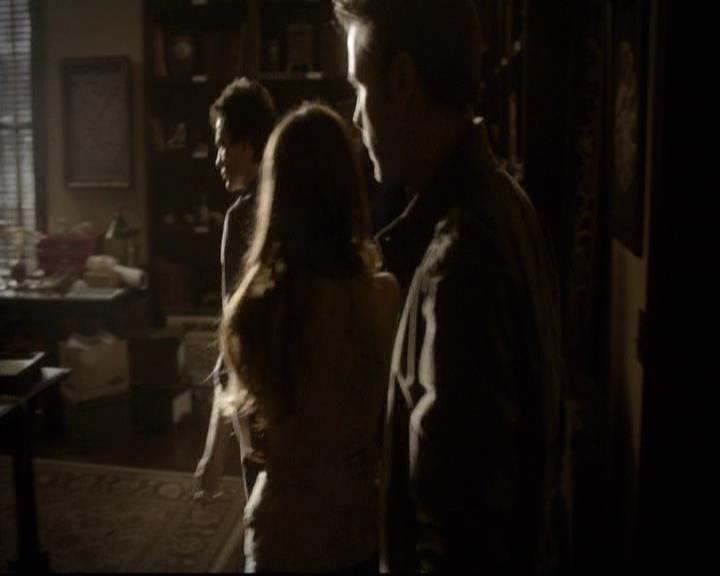 VampireDiariesWorld-dot-org_2x03BadMoonRising0641.jpg