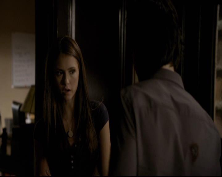 VampireDiariesWorld-dot-org_2x03BadMoonRising0696.jpg