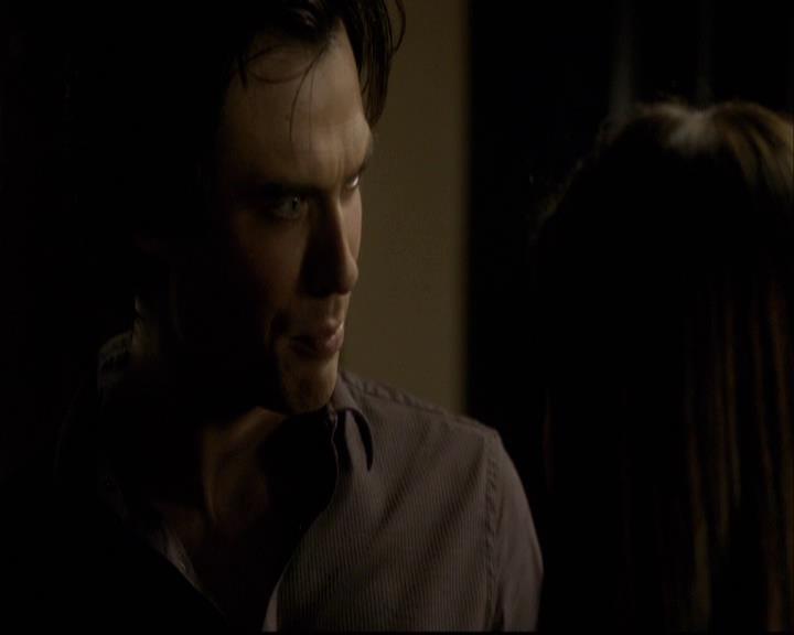 VampireDiariesWorld-dot-org_2x03BadMoonRising0720.jpg