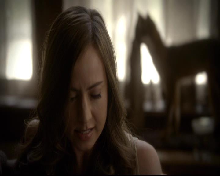 VampireDiariesWorld-dot-org_2x03BadMoonRising0743.jpg