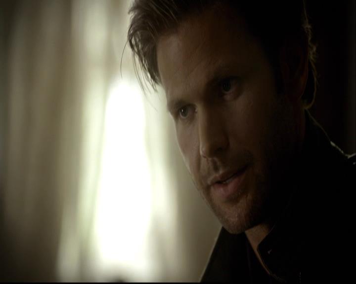 VampireDiariesWorld-dot-org_2x03BadMoonRising0746.jpg