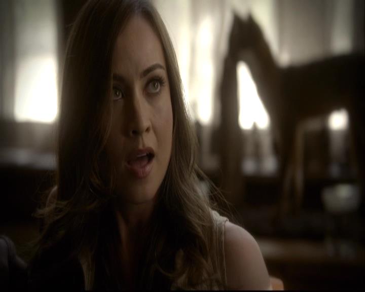 VampireDiariesWorld-dot-org_2x03BadMoonRising0748.jpg