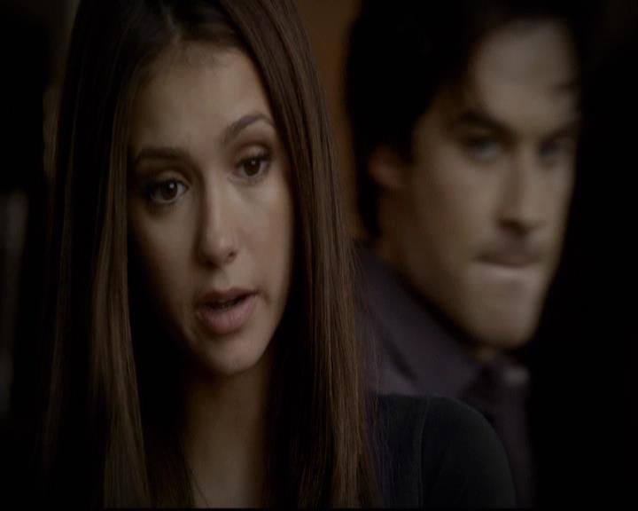 VampireDiariesWorld-dot-org_2x03BadMoonRising0755.jpg