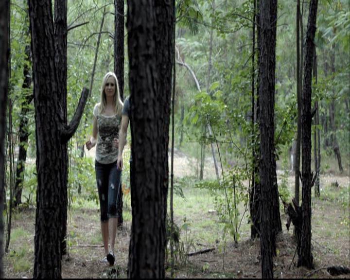 VampireDiariesWorld-dot-org_2x03BadMoonRising0778.jpg